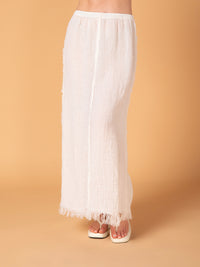 Falda deshilada en lino corrugado