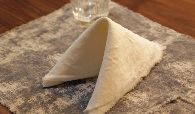 5 razones para considerar el lino en su decoración de mesa