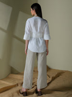 Blouse with waistband in linen