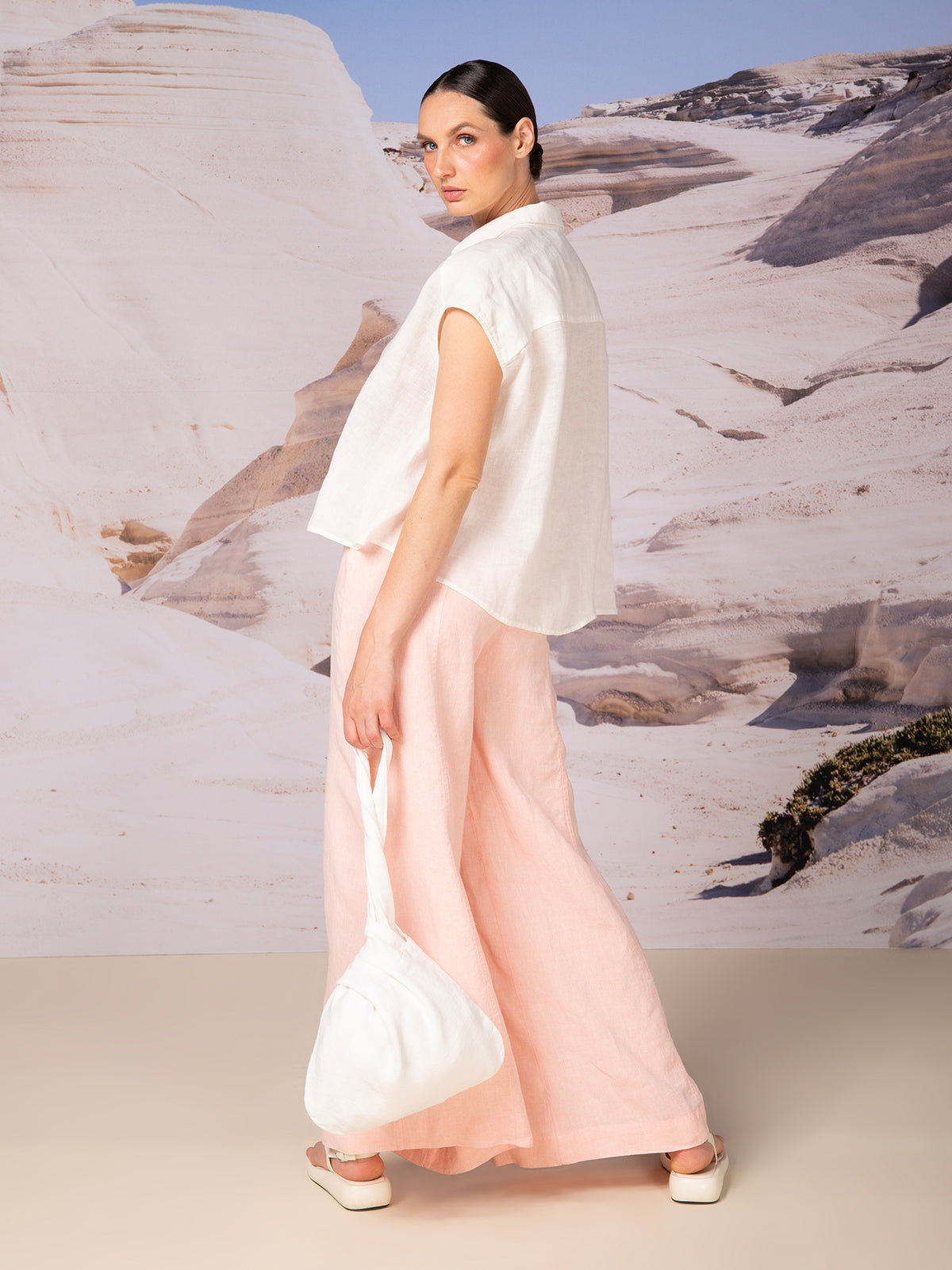 Camisera sin mangas en lino