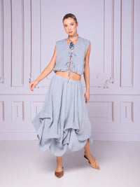 Blusa corta con jaretas en lino