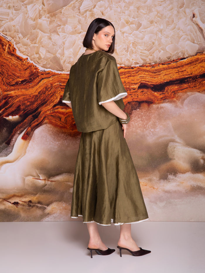 Blusa manga corta con escote en "V" en lino