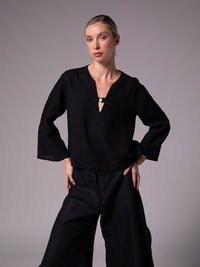 Blusa con manga acampanada en lino