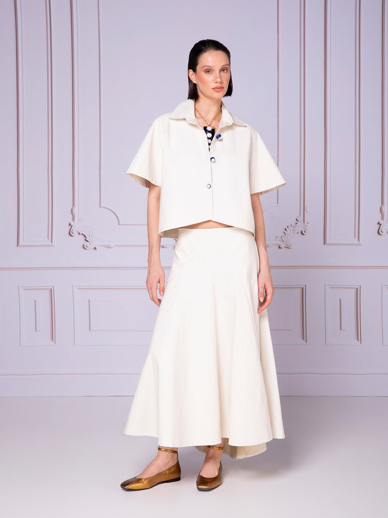 Blusa camisera asimétrica en lino