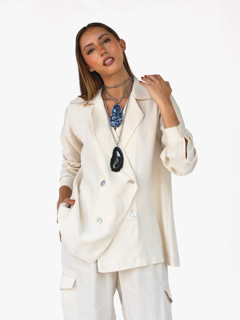 Double-breasted jacket with four buttons in linen