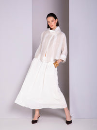 Saco corto con cruce amplio en lino