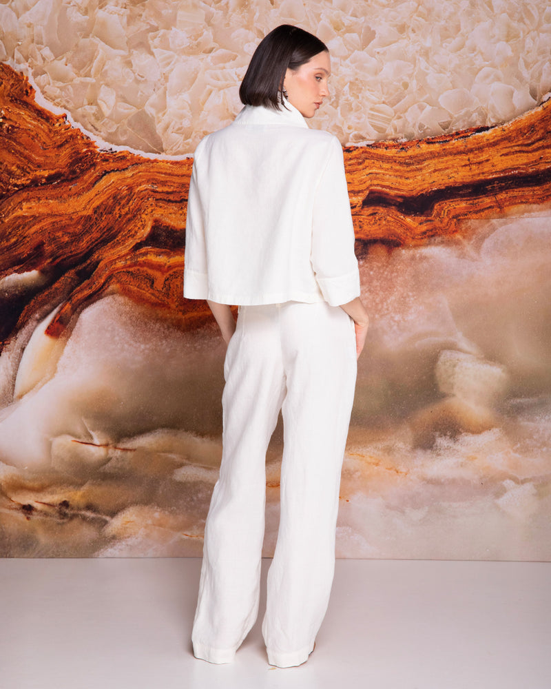 Saco corto con carteras en lino