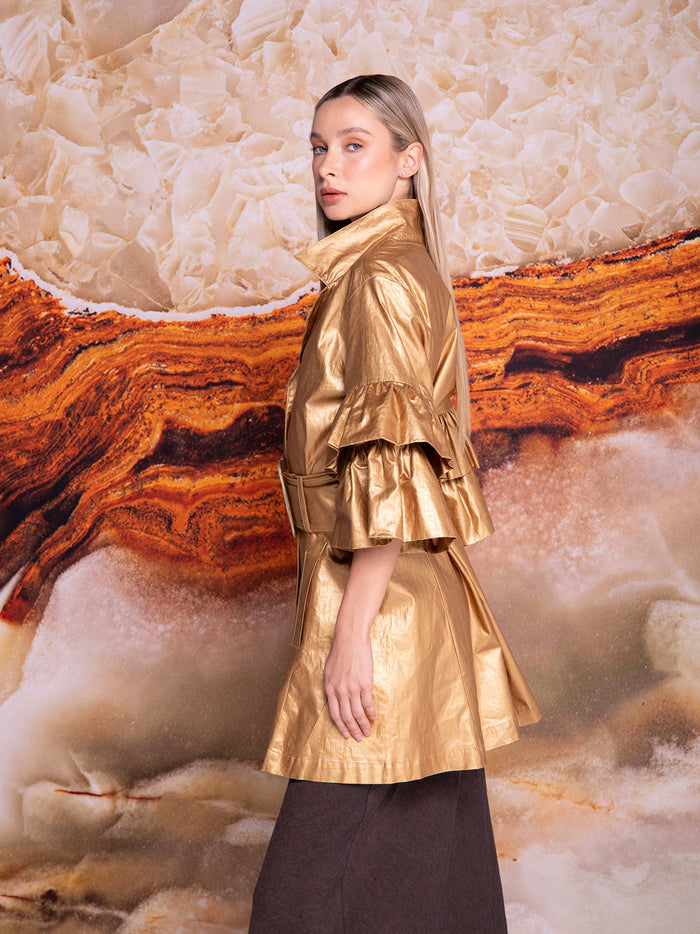 Saco de dama con cinto y hebilla de cuerno en lino