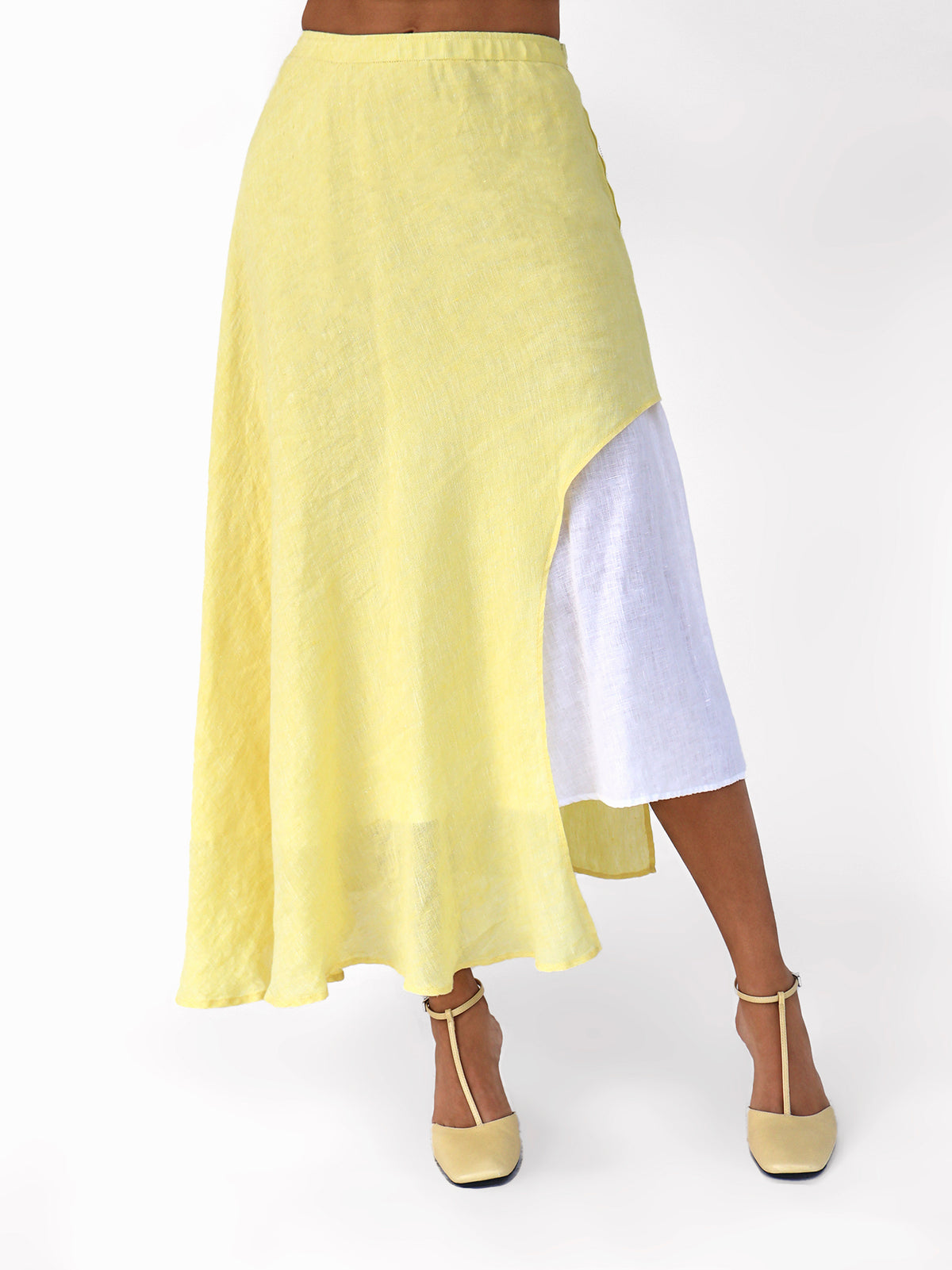 Falda asimétrica en lino