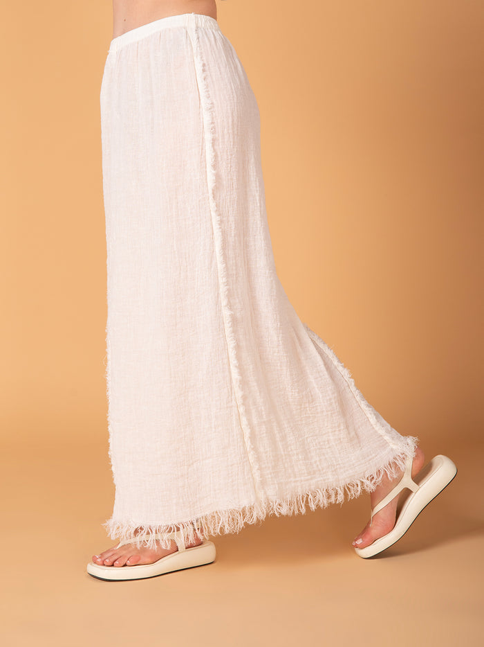 Falda deshilada en lino corrugado