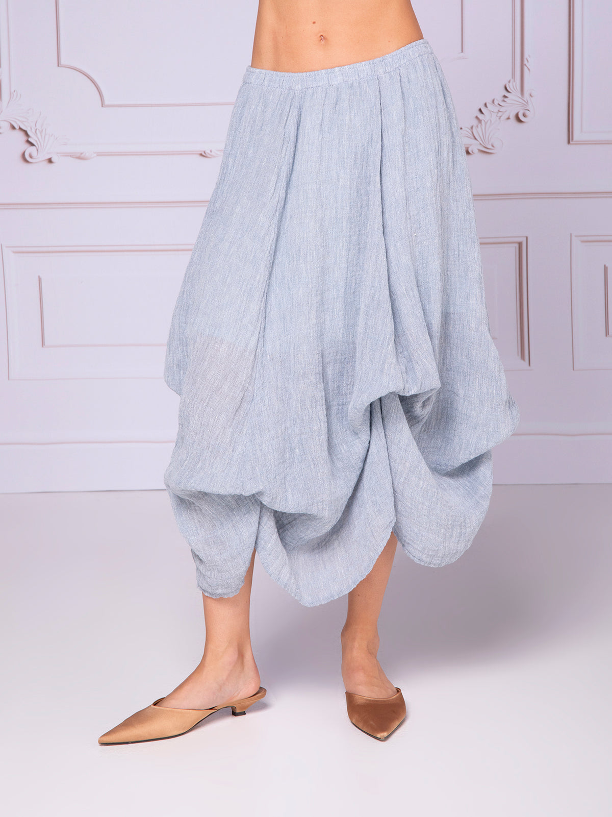 Falda globo con jaretas en lino