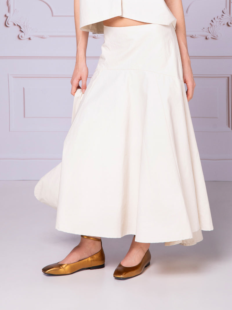 Falda corte pétalo en lino