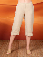 Pantalón capri con aberturas laterales en lino