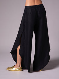 Pantalón con corte circular en lino