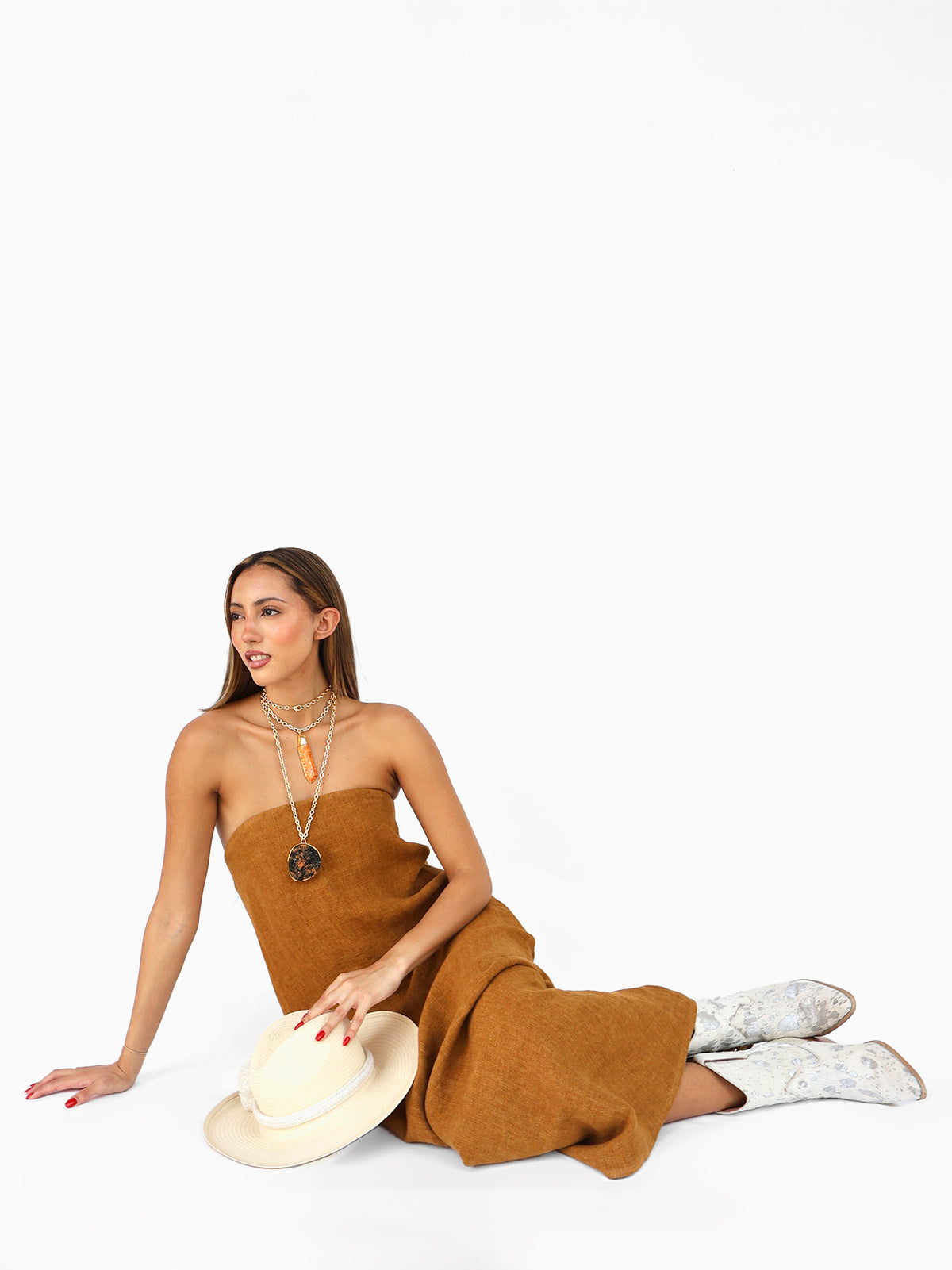 Vestido strapless línea "A" en lino