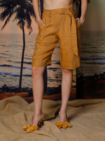 Bermuda shorts with belt in linen