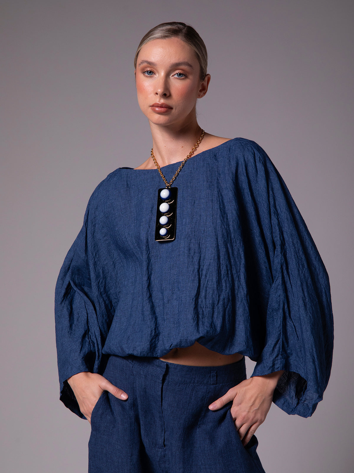 Collar "Esferas" con dije de resina